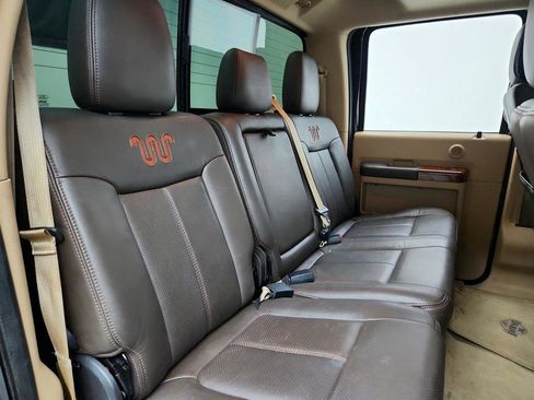 Used 2015 Ford F450 King Ranch w/ King Ranch Chrome Package image 27