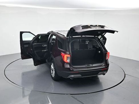 Certified 2023 Ford Explorer Limited w/ Equipment Group 301A image 46