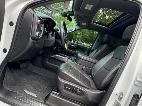 Used 2020 GMC Sierra 2500 Denali w/ Denali Ultimate Package AWD/4WD image 2