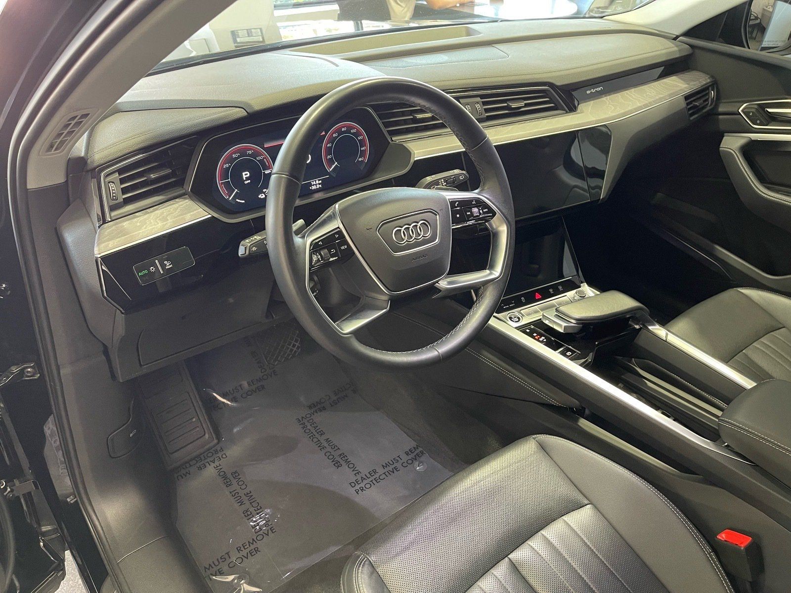 Used 2024 Audi Q8 e-tron Premium Plus w/ Premium Plus Package AWD/4WD image 24