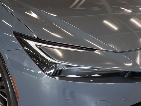 Used 2024 Toyota Prius Limited w/ Limited Premium Package FWD image 24