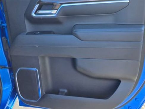 Used 2025 Chevrolet Silverado 1500 LT AWD/4WD image 12