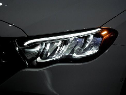 Certified 2025 Mercedes-Benz E 450 4MATIC Sedan image 7