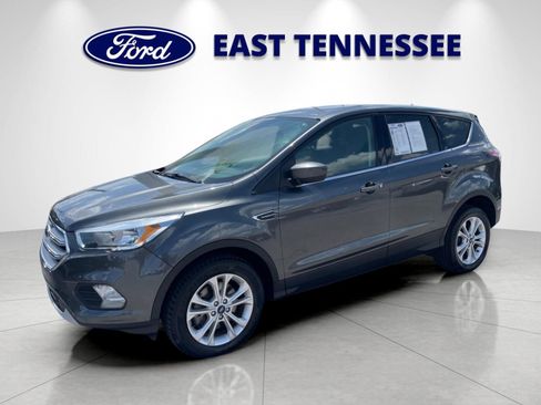 Used 2017 Ford Escape SE FWD image 7