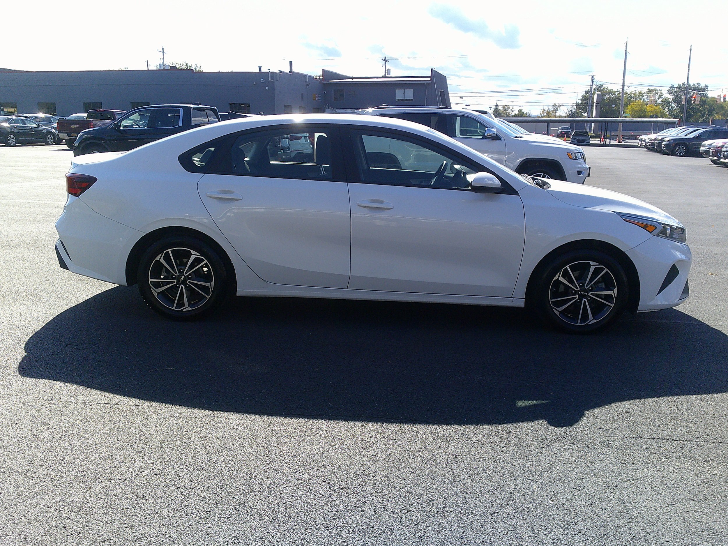 Used 2024 Kia Forte LXS FWD image 6