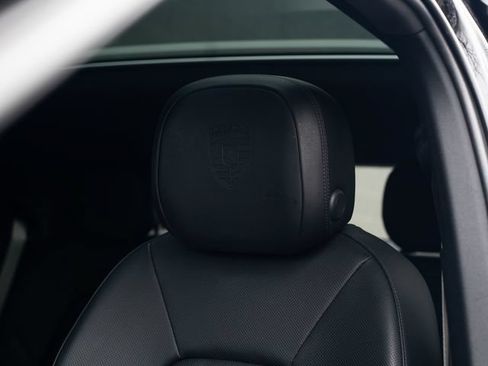 Certified 2023 Porsche Cayenne S AWD/4WD image 19