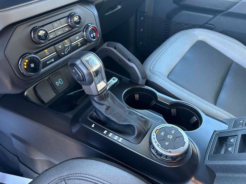 Used 2024 Ford Bronco Big Bend image 25