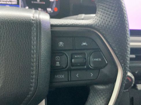 Certified 2024 Toyota Tacoma TRD Off-Road w/ TRD Off Road Upgrade Package AWD/4WD image 25