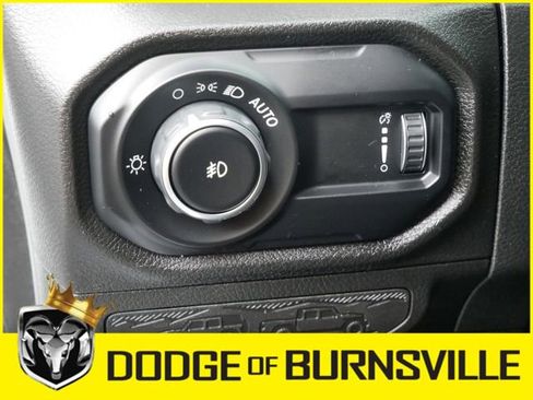 Used 2025 Jeep Wrangler Willys image 20