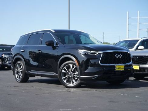 Used 2023 INFINITI QX60 Luxe w/ Cargo Package AWD/4WD image 2