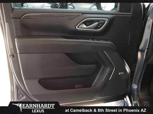Used 2021 GMC Yukon SLT w/ SLT Luxury Plus Package AWD/4WD image 6