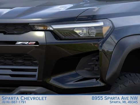 New 2026 Chevrolet Colorado ZR2 w/ Technology Package AWD/4WD image 10