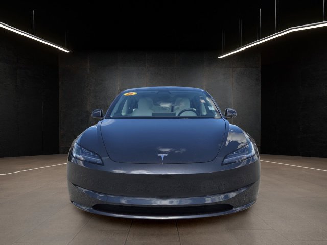 Used 2025 Tesla Model 3 Long Range RWD image 2