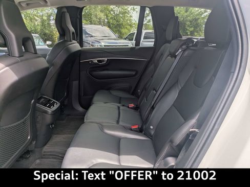 Used 2020 Volvo XC90 T5 Momentum w/ Protection Package FWD image 13