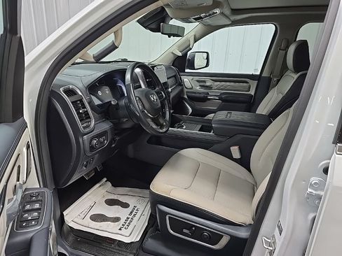 Used 2024 RAM 1500 Limited AWD/4WD image 31