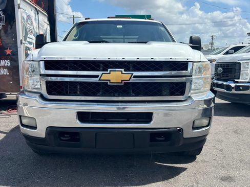 Used 2014 Chevrolet Silverado 3500 LTZ w/ LTZ Plus Package AWD/4WD image 2