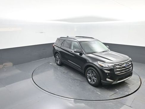 New 2026 Ford Explorer Active w/ Active Comfort Package image 17