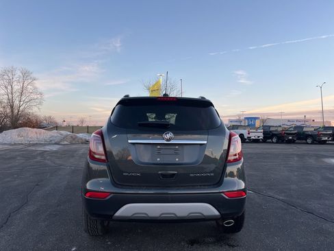 Used 2018 Buick Encore Preferred image 4