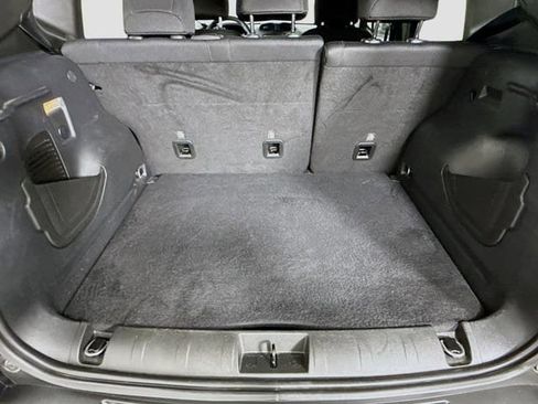 Used 2023 Jeep Renegade Latitude image 25