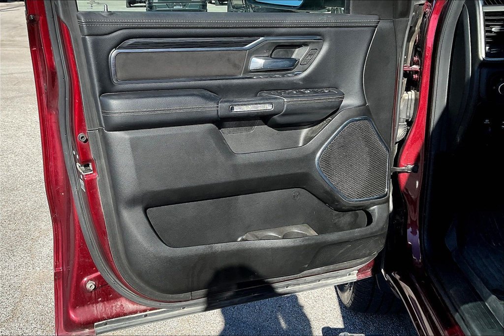 Used 2024 RAM 1500 Laramie AWD/4WD image 18