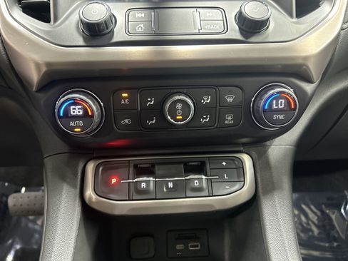 Certified 2021 GMC Acadia Denali w/ Denali Ultimate Package image 12