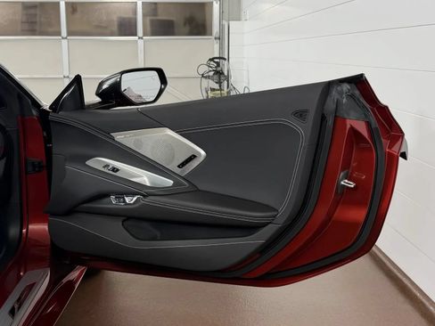 Used 2022 Chevrolet Corvette Stingray Preferred Conv w/ Z51 Performance Package RWD image 39