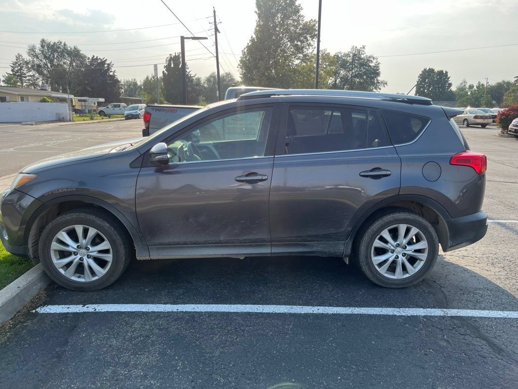Used 2014 Toyota RAV4 Limited w/ Technology Package AWD/4WD image 2