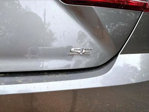 Certified 2025 Toyota Camry SE w/ Convenience Package image 21