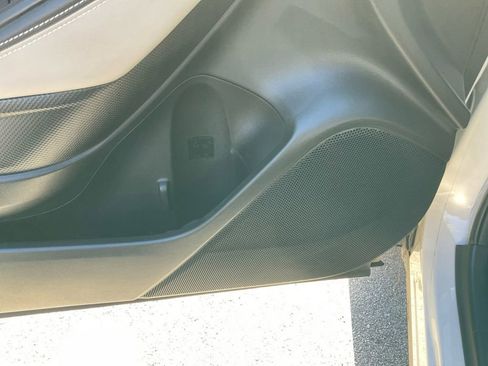 Used 2022 Subaru Forester Limited image 13