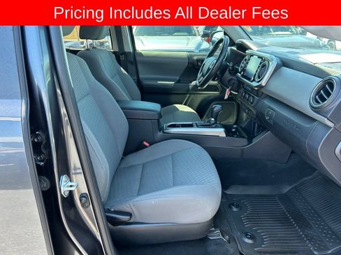 Used 2021 Toyota Tacoma SR5 RWD image 19