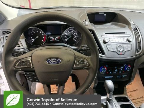 Used 2017 Ford Escape SE w/ SE Cold Weather Package image 12