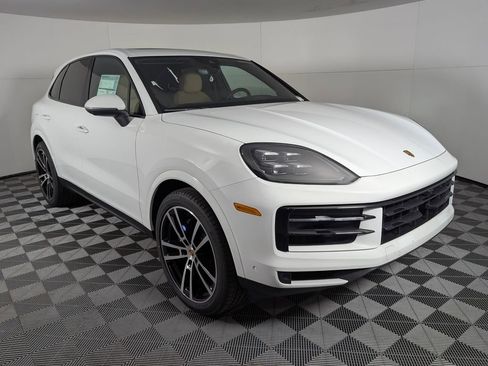New 2026 Porsche Cayenne image 9