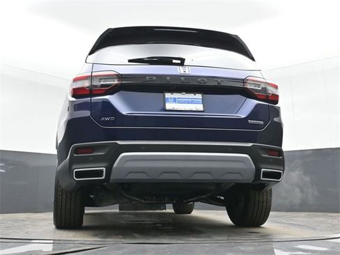 New 2025 Honda Pilot Touring image 38