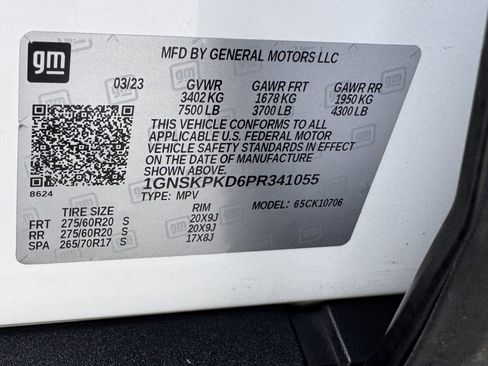 Used 2023 Chevrolet Tahoe Z71 w/ Luxury Package AWD/4WD image 34