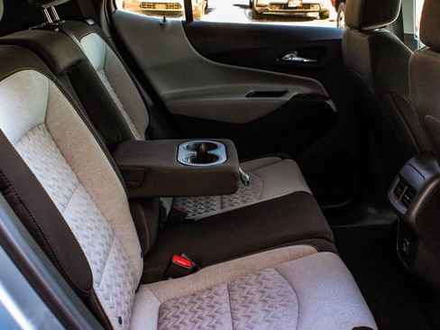 Used 2024 Chevrolet Equinox LT AWD/4WD image 38