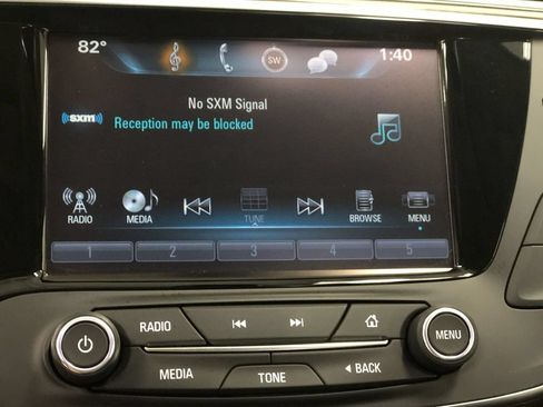 Used 2020 Buick Envision Essence FWD image 16