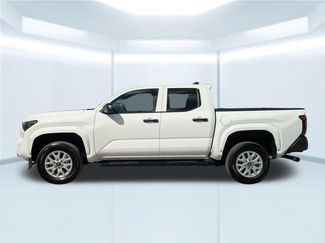 Used 2025 Toyota Tacoma SR RWD video 2