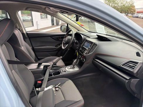 Used 2023 Subaru Crosstrek 2.0i Premium w/ Popular Package #3 AWD/4WD image 9