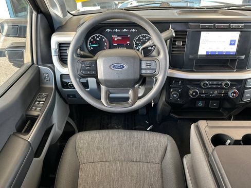 Used 2024 Ford F250 XL w/ STX Appearance Package AWD/4WD image 15
