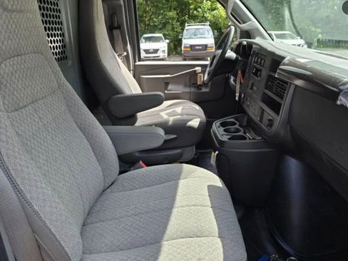 New 2026 GMC Savana 2500 w/ Driver Convenience Package RWD image 13