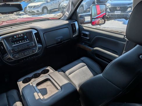 Used 2018 Chevrolet Silverado 1500 LTZ w/ Max Trailering Package AWD/4WD image 11