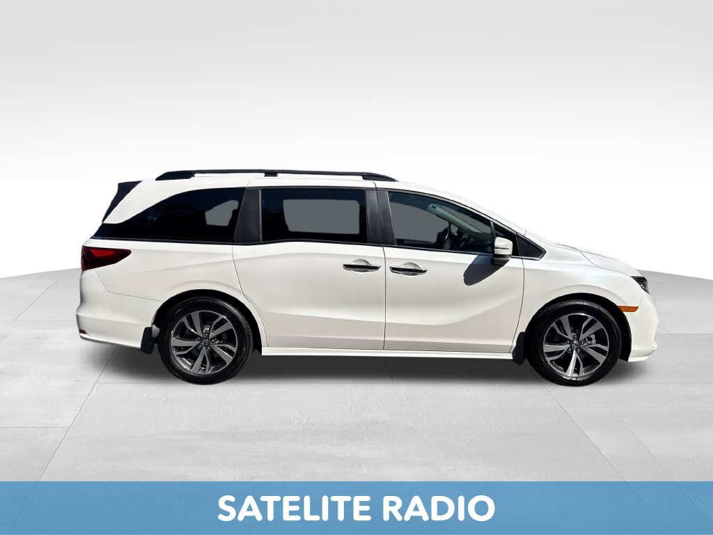 Certified 2024 Honda Odyssey Touring image 9