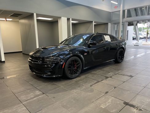 Used 2020 Dodge Charger Scat Pack RWD image 6