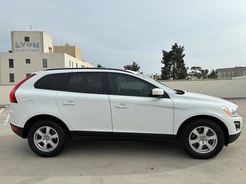 Used 2010 Volvo XC60 3.2 image 10