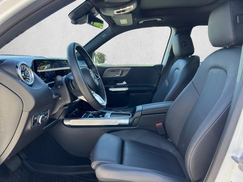 Certified 2026 Mercedes-Benz GLB 250 4MATIC image 11