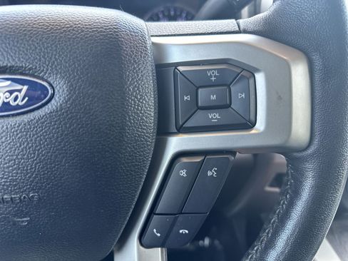 Used 2020 Ford F250 Lariat w/ Chrome Package AWD/4WD image 30