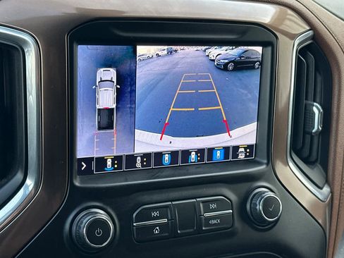 Used 2020 Chevrolet Silverado 2500 High Country image 21