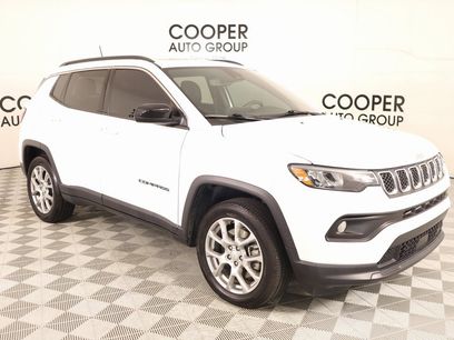 Used 2024 Jeep Compass Latitude w/ Sun and Sound Group