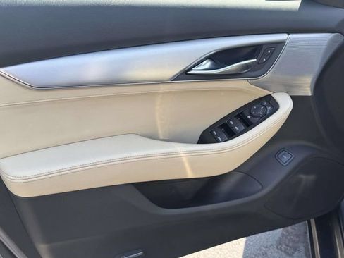 Used 2021 Cadillac CT5 Luxury w/ Sun And Sound Package RWD image 32