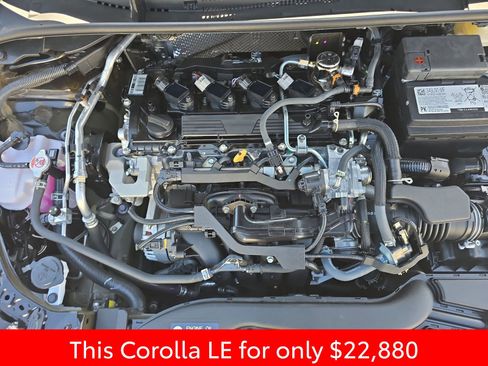 Used 2025 Toyota Corolla LE FWD image 36